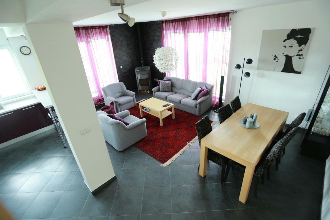 Sentis Hotel Uzjhorod Eksteriør billede